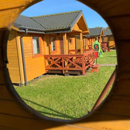 Villa Aurelia Pokoje Goscinne I Domki Letniskowe Mielenko Eksteriør billede