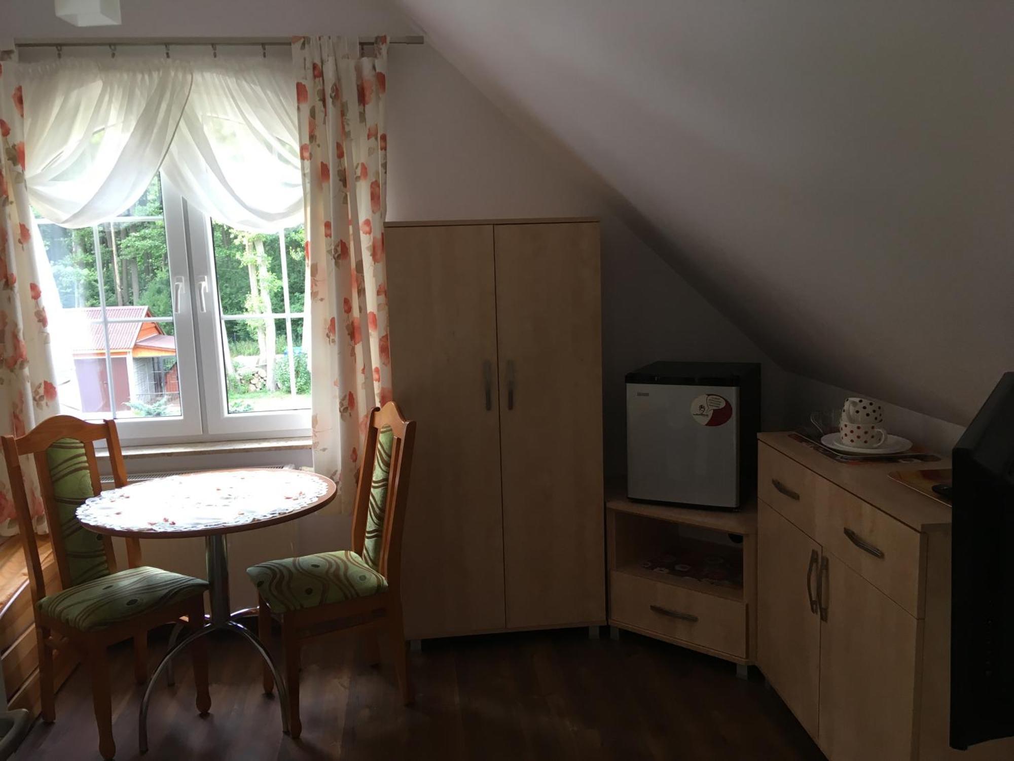 Villa Aurelia Pokoje Goscinne I Domki Letniskowe Mielenko Eksteriør billede
