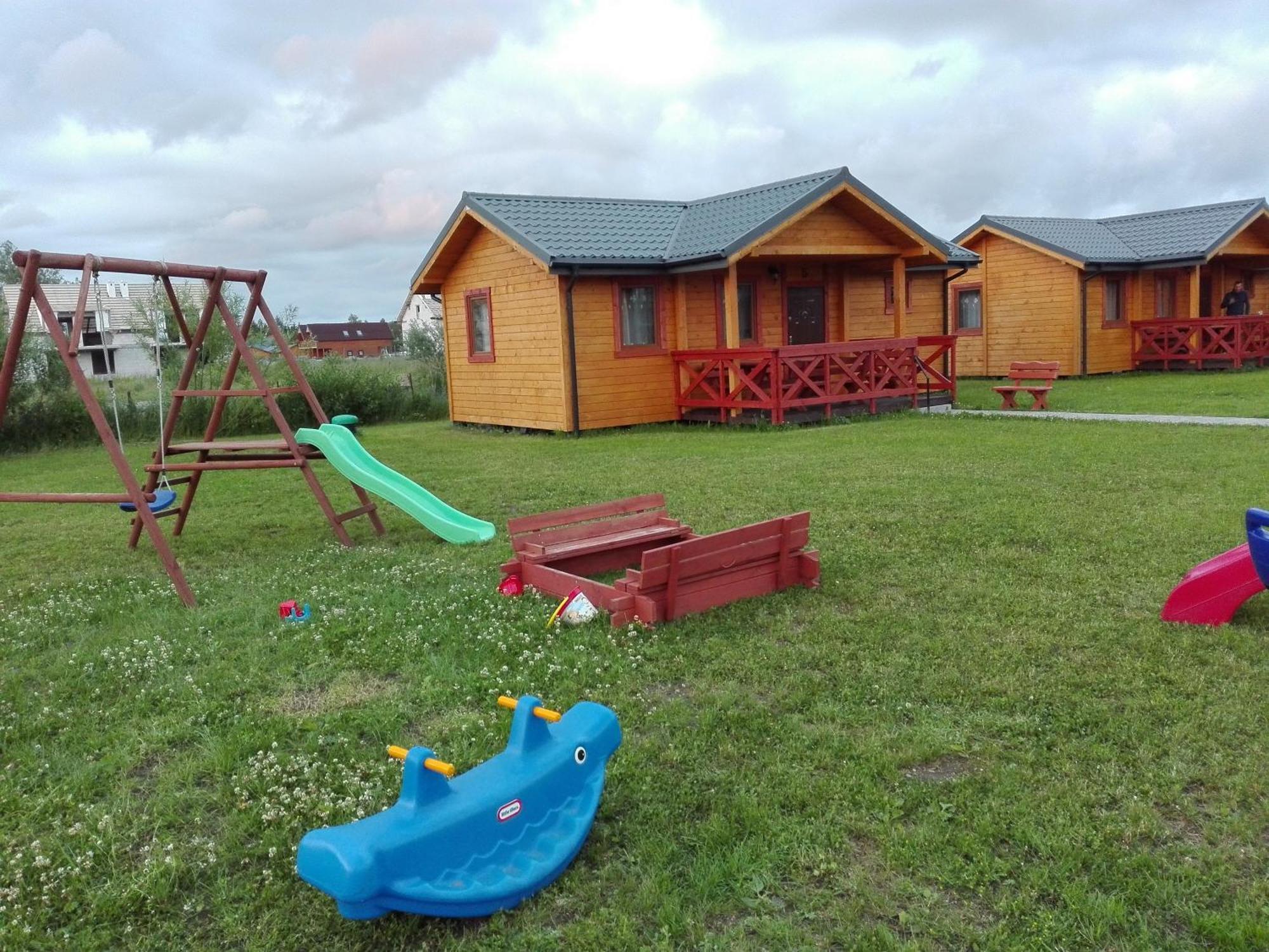Villa Aurelia Pokoje Goscinne I Domki Letniskowe Mielenko Eksteriør billede