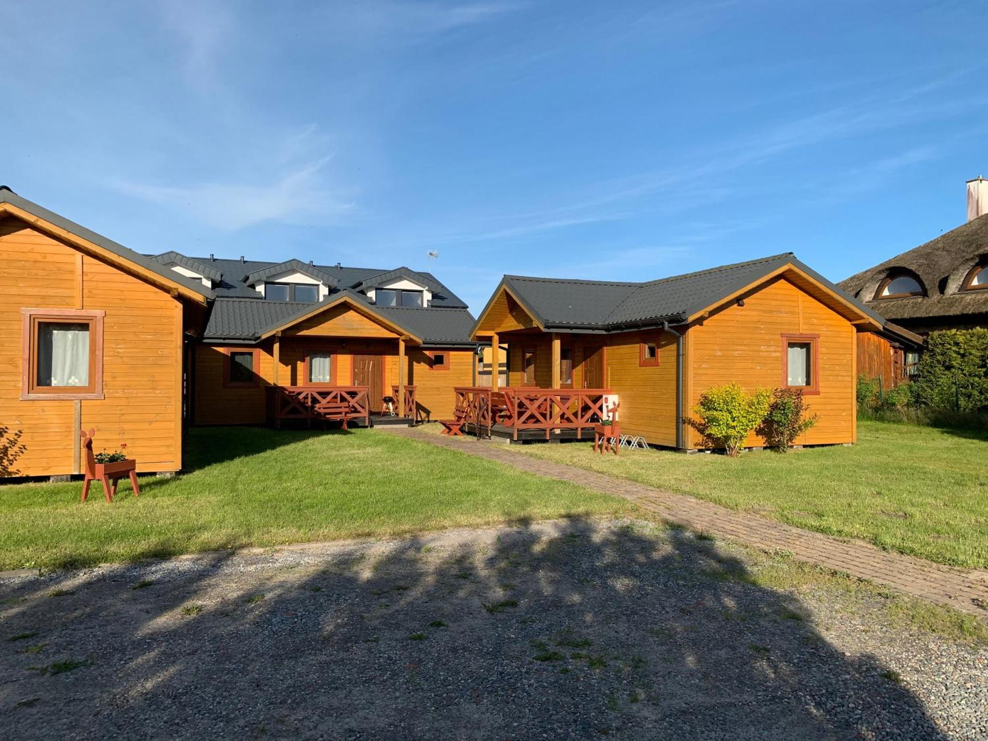 Villa Aurelia Pokoje Goscinne I Domki Letniskowe Mielenko Eksteriør billede